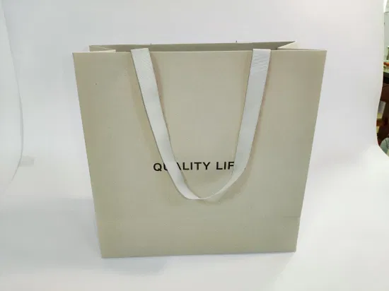 Compras Bolsas de papel de perfume de regalo pequeñas personalizadas con logotipo y asas Bolsas de regalo de papel impresas personalizadas con su propio logotipo